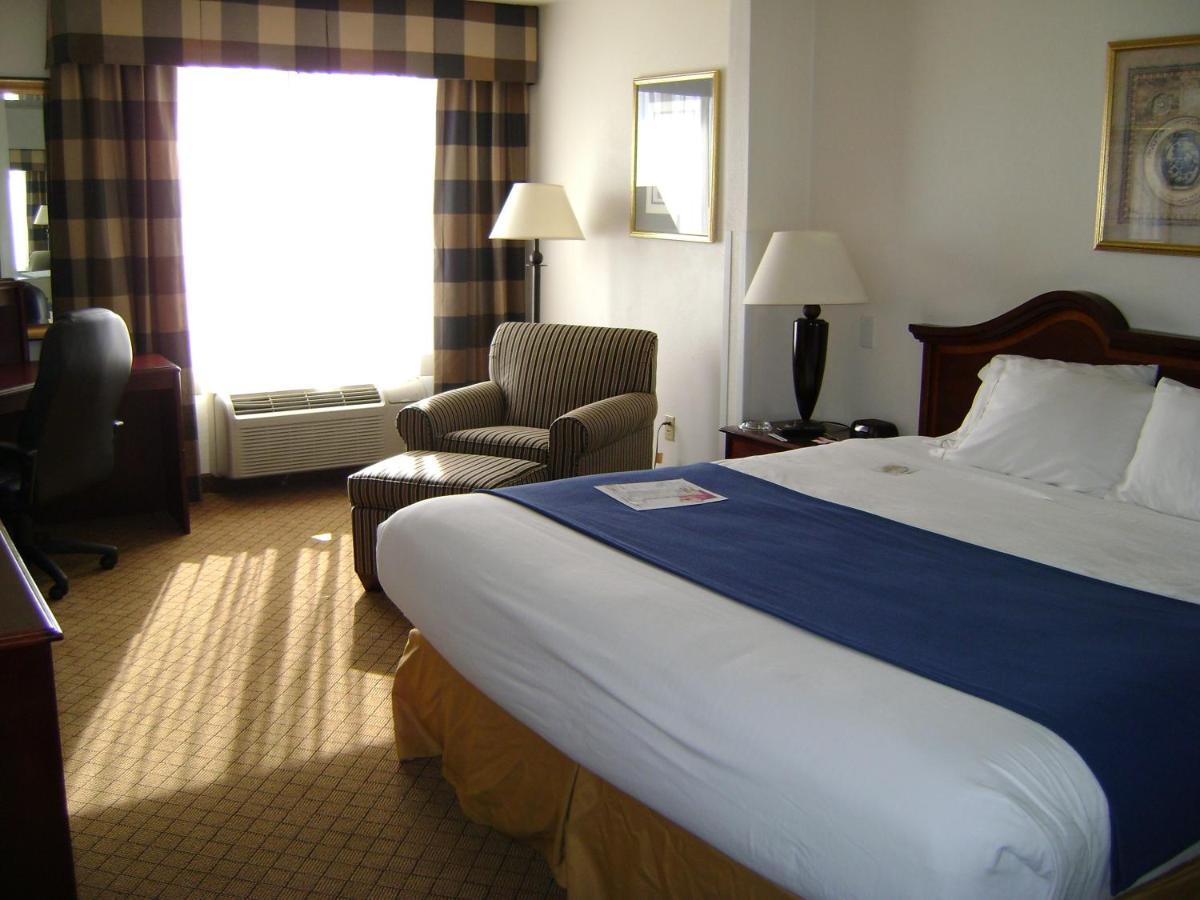 Holiday Inn Express & Suites Alliance By Ihg Esterno foto