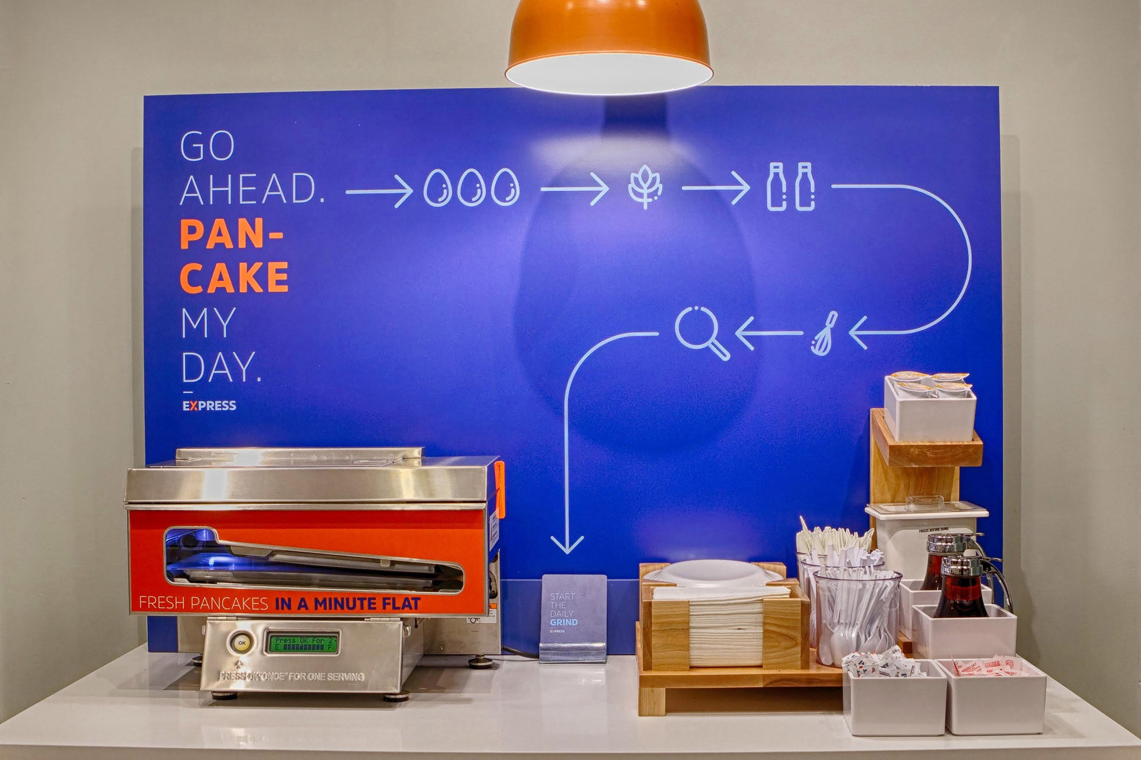 Holiday Inn Express & Suites Alliance By Ihg Esterno foto