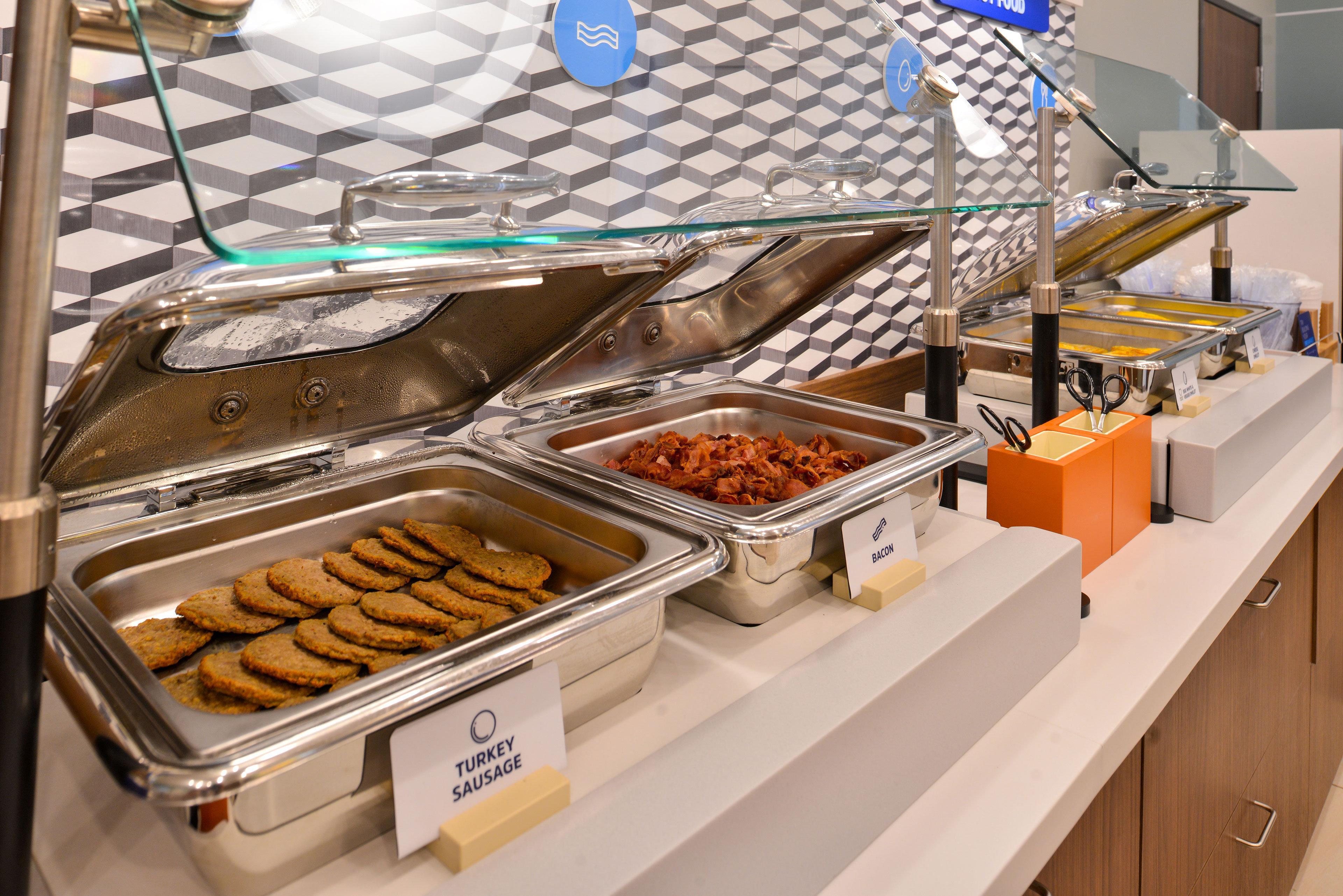 Holiday Inn Express & Suites Alliance By Ihg Esterno foto
