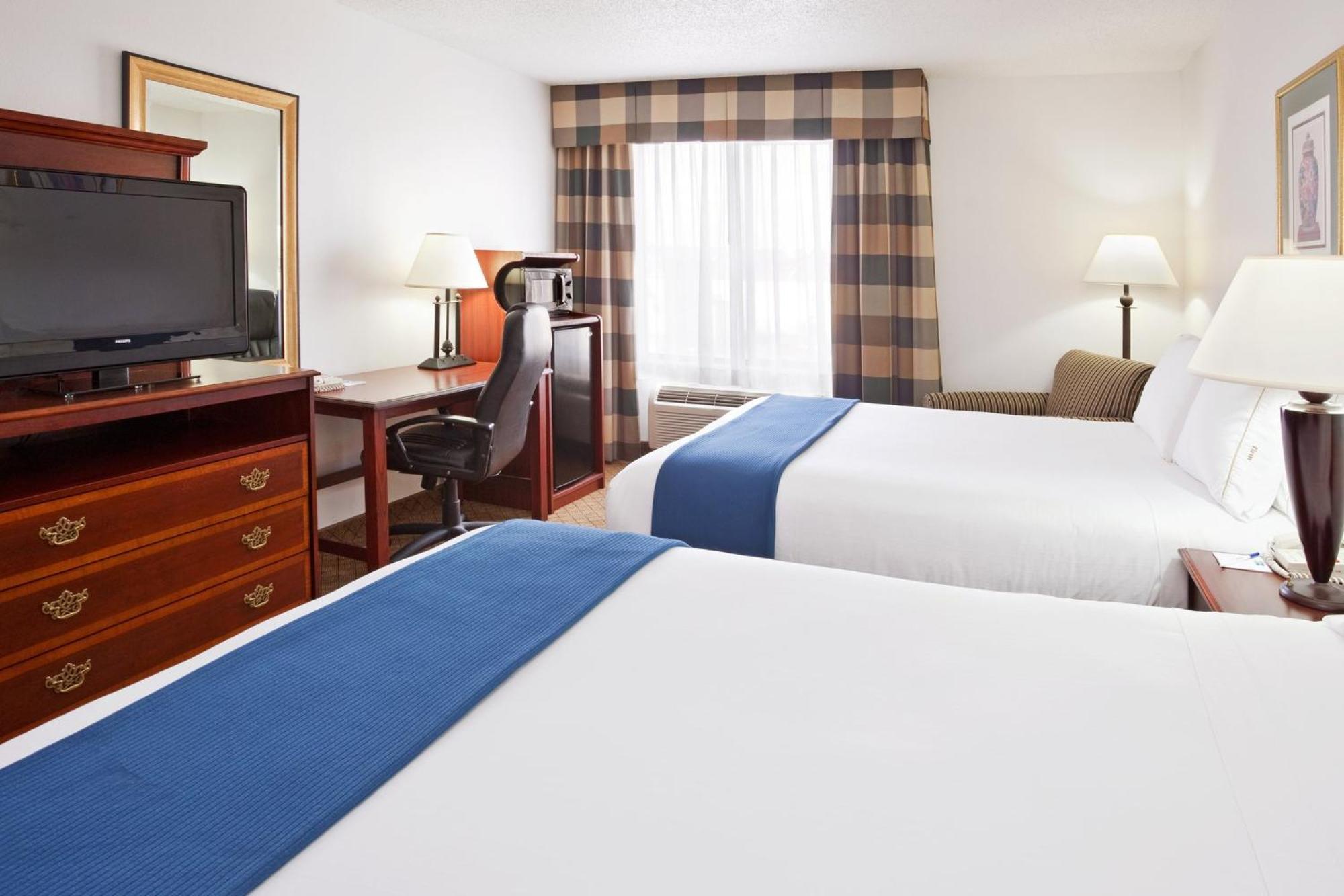Holiday Inn Express & Suites Alliance By Ihg Esterno foto