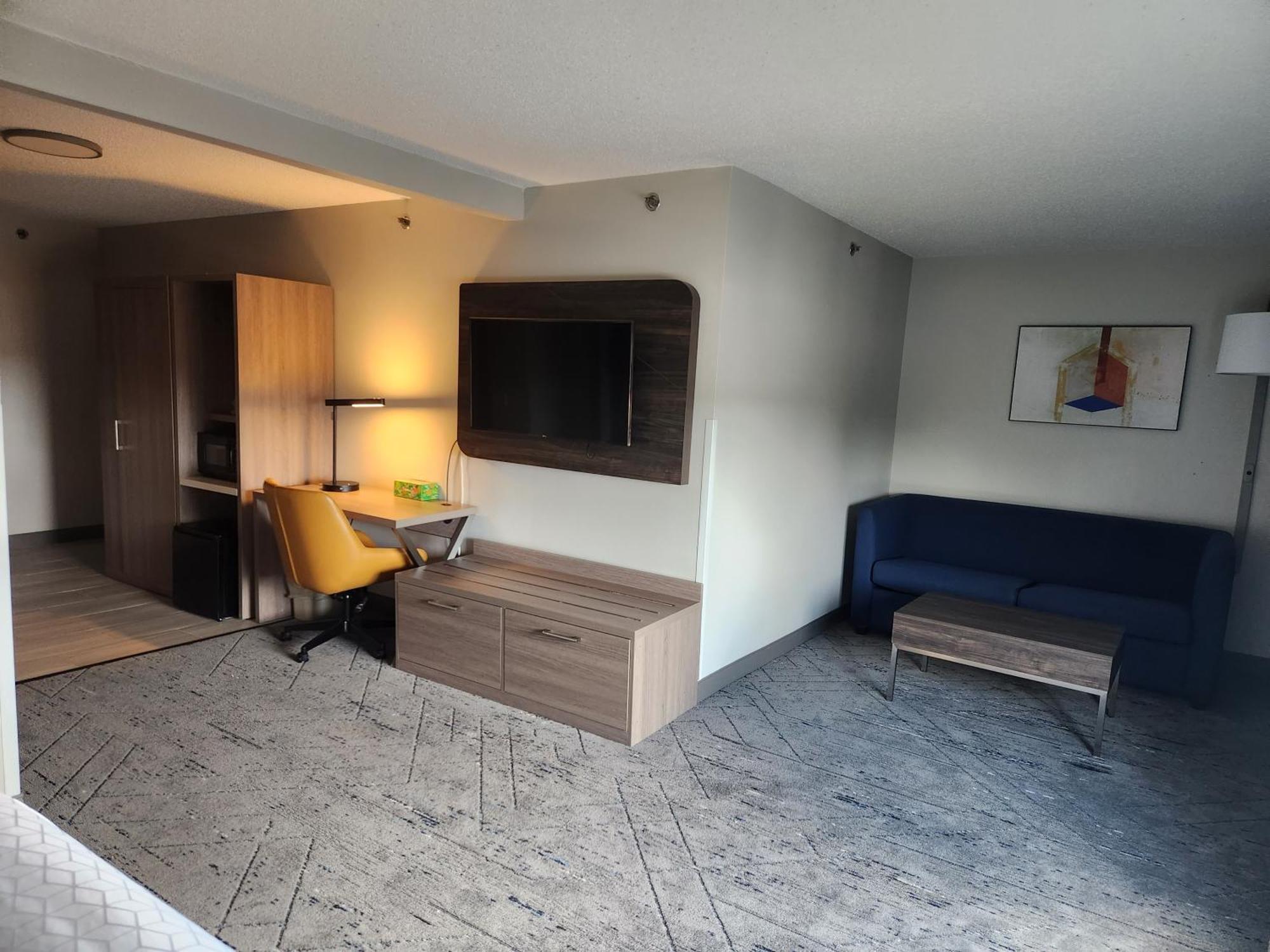 Holiday Inn Express & Suites Alliance By Ihg Esterno foto