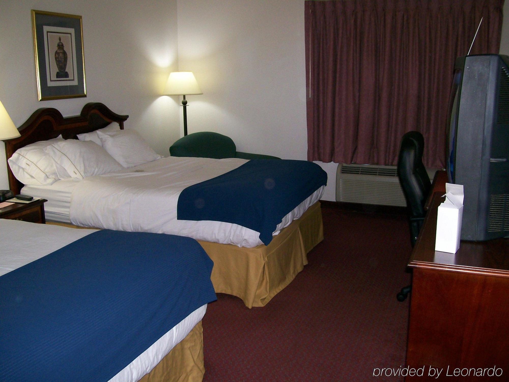 Holiday Inn Express & Suites Alliance By Ihg Camera foto