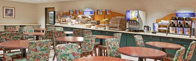 Holiday Inn Express & Suites Alliance By Ihg Esterno foto