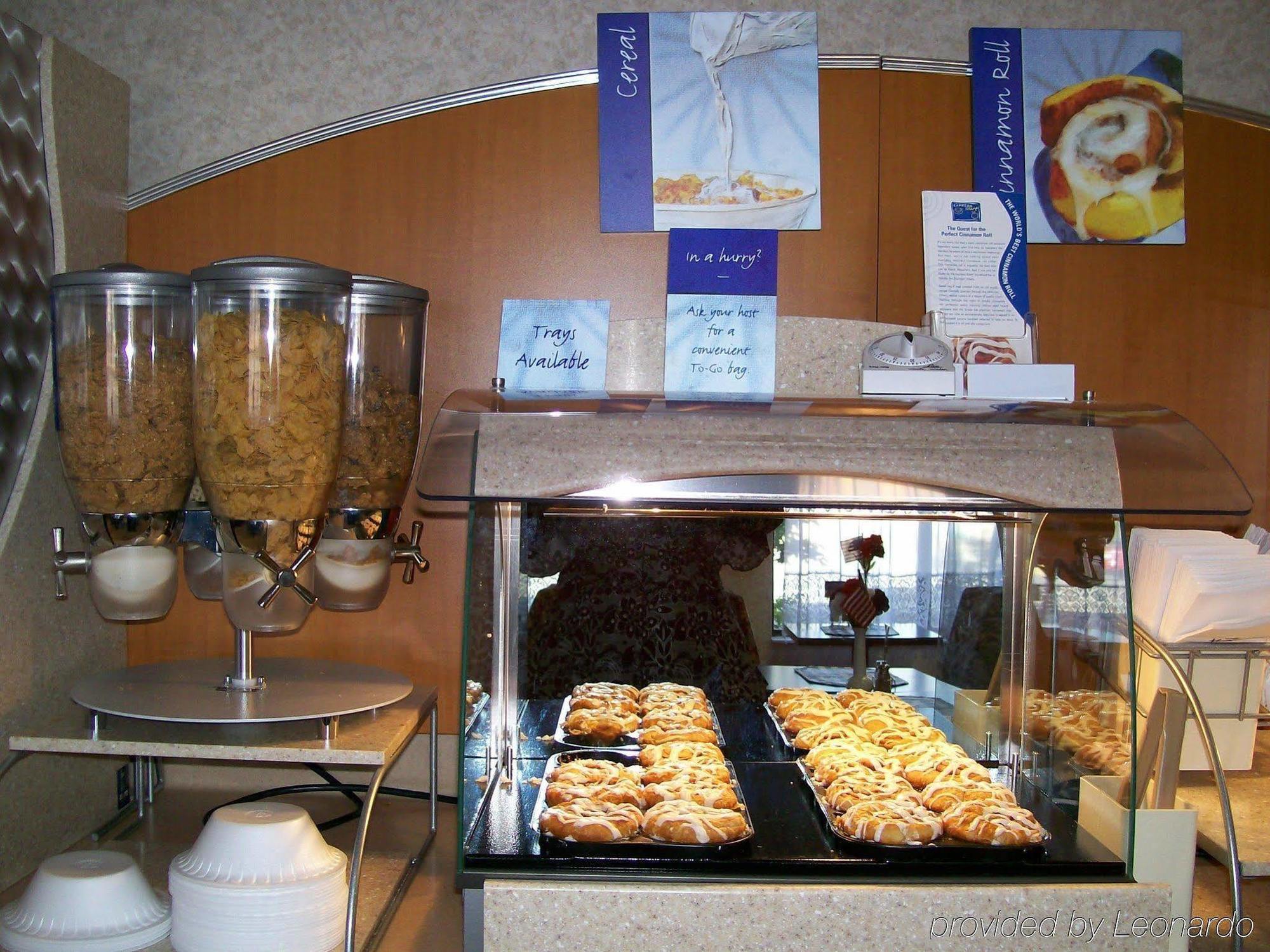 Holiday Inn Express & Suites Alliance By Ihg Ristorante foto
